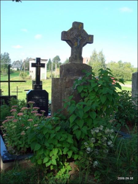 Bijutiškis. cemetery Catholic