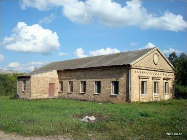 Czerwony Dwór (Niemenczyński). Browar 