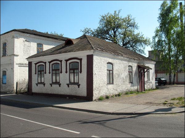 Niasviž. Historical buildings at Leninskaja (Mirskaja, Piłsudskiego (1926-1940)) street