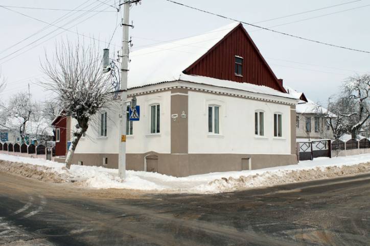 - Historical buildings at Leninskaja (Mirskaja, Piłsudskiego (1926-1940)) street. 