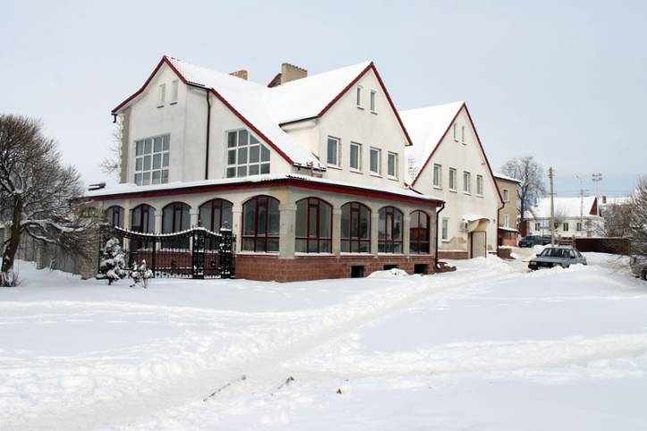  - Historical buildings at Leninskaja (Mirskaja, Piłsudskiego (1926-1940)) street. 
