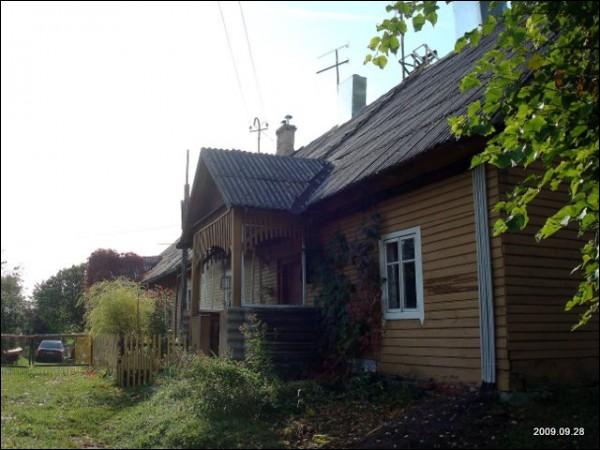  - Zespół dworsko-parkowy . 