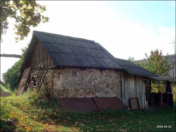  - Zespół dworsko-parkowy . 