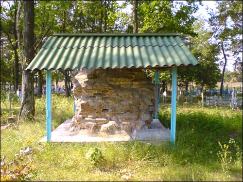Bastyń.  Fielicyja Dvarakoŭska mausoleum