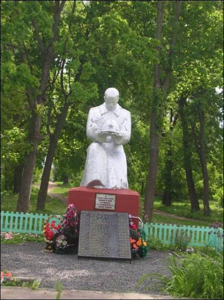 Smolany. Ulice miasteczka 