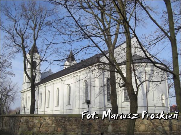  - Catholic church of St. Peter and Paul. View of the apse and the side facade