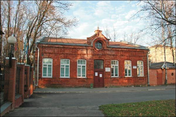  - Гістарычная забудова вул. Янкі Купалы (зав. Бабікін, зав. Хайкіна). вул. Янкі Купалы, 17 (XIX/XX в.). Фота 11.2009