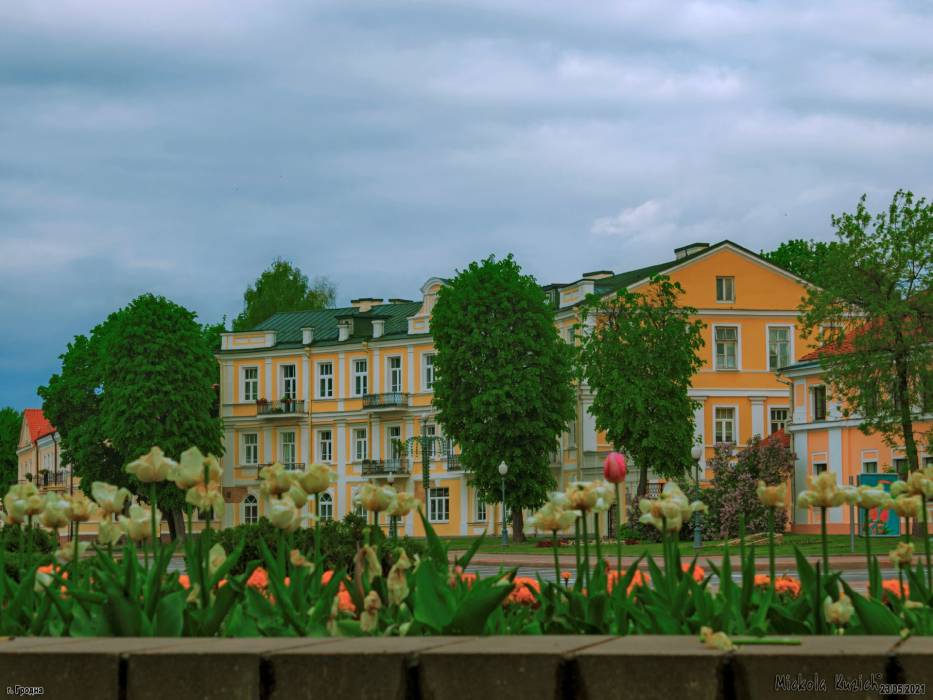 Гродна. Гістарычная забудова пл. Тызенгаўза