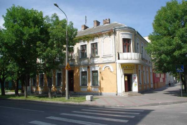 Brześć Litewski. Budynki zabytkowe ul. Karla Marxa