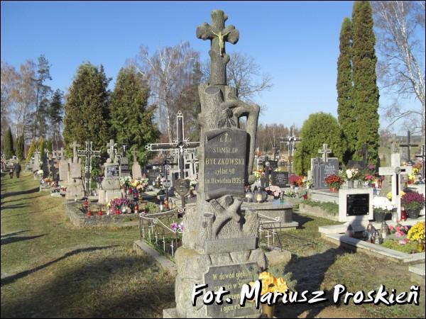  - cemetery Catholic. 