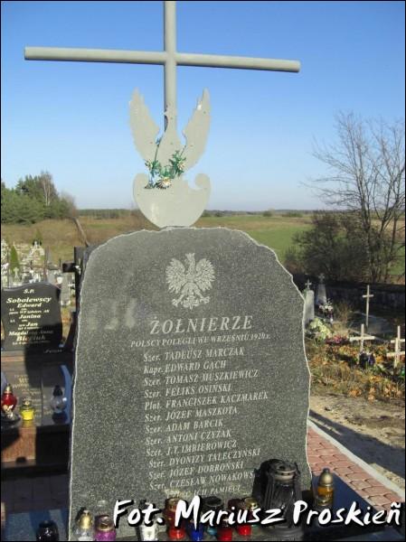  -  Kwatera żołnierzy polskich poległych w 1920r.. 