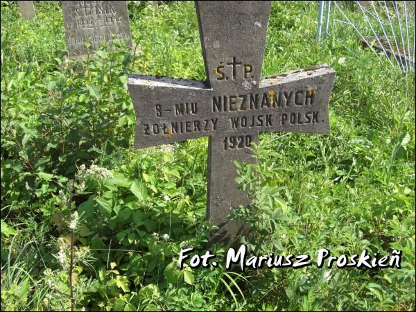 Łužki. Tomb of Polish soldiers died in 1920 