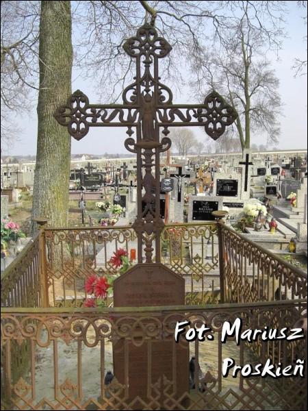  - cemetery Catholic. 