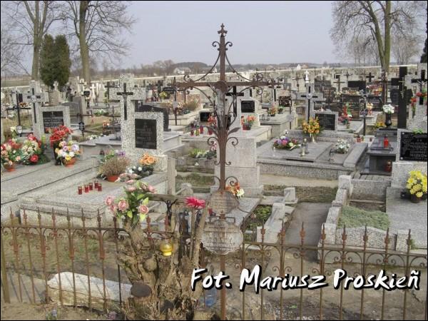  - cemetery Catholic. 