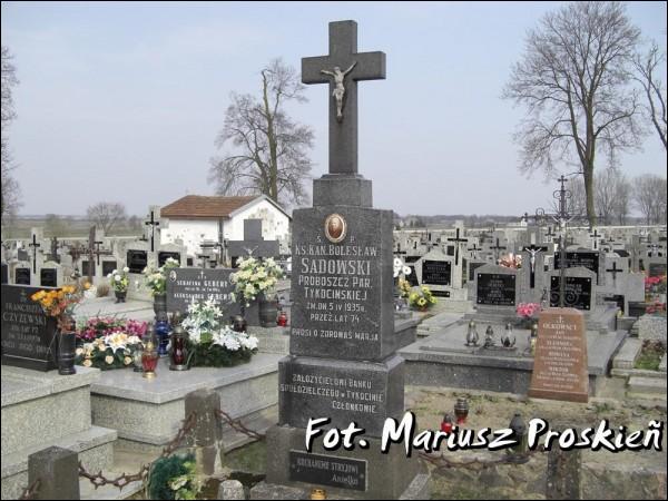  - cemetery Catholic. 