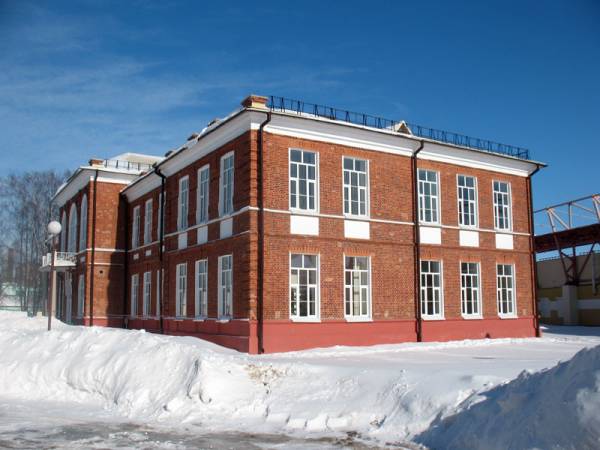  -  Рэальнае вучылішча. 