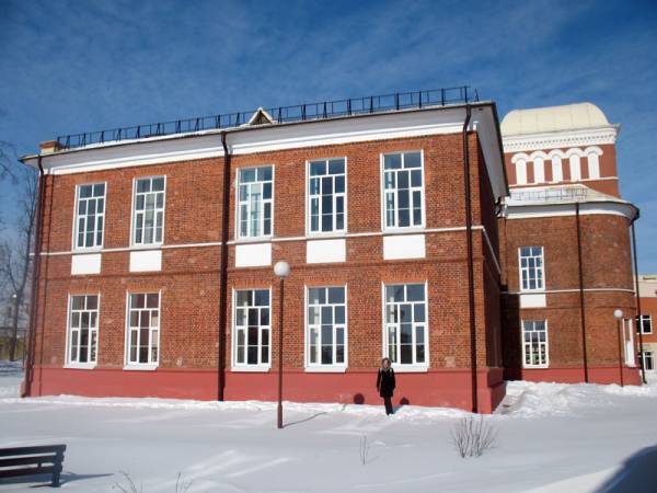  -  Рэальнае вучылішча. 