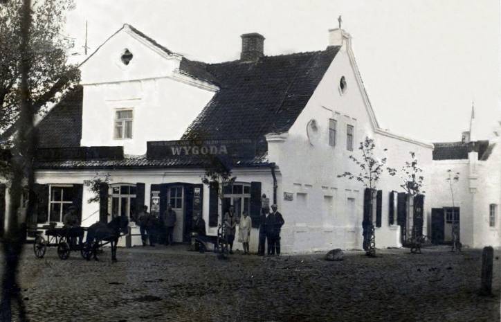 Office of the cooperative «Wygoda» <br> Pastavy. Town at the old photos