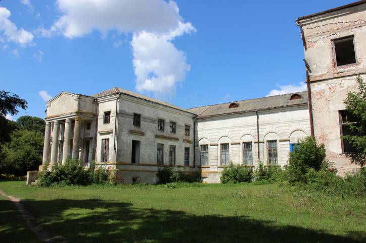  - Manor of Biezbarodka. Manor of Biezbarodka in Grinyevo