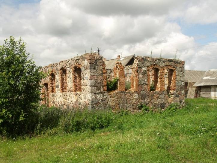 Łužki.  Synagogue 