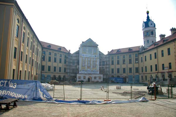 .   , 2010